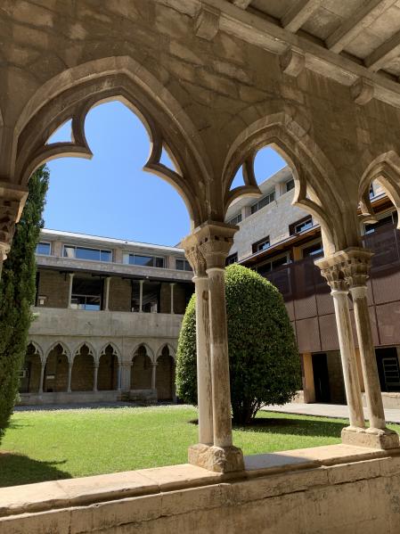 Inventari dels béns mobles d’interès artístic de la Universitat de Girona arquitectònic i patrimonial de la Universitat de Girona